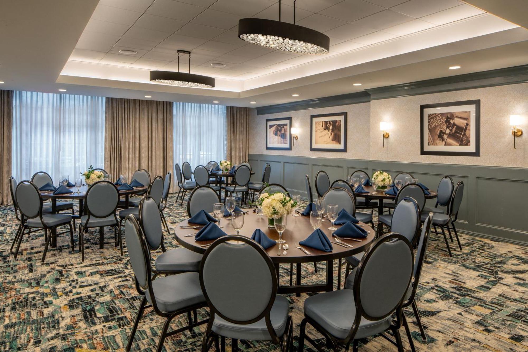Four Points By Sheraton French Quarter 4*